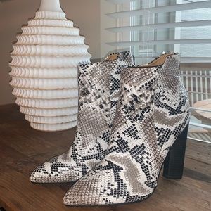 Snakeskin booties sz 9, worn once